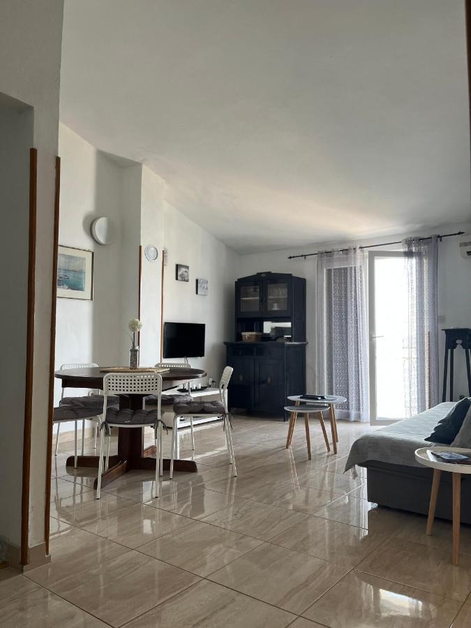 Apartman Gabrijel Podgora Eksteriør bilde